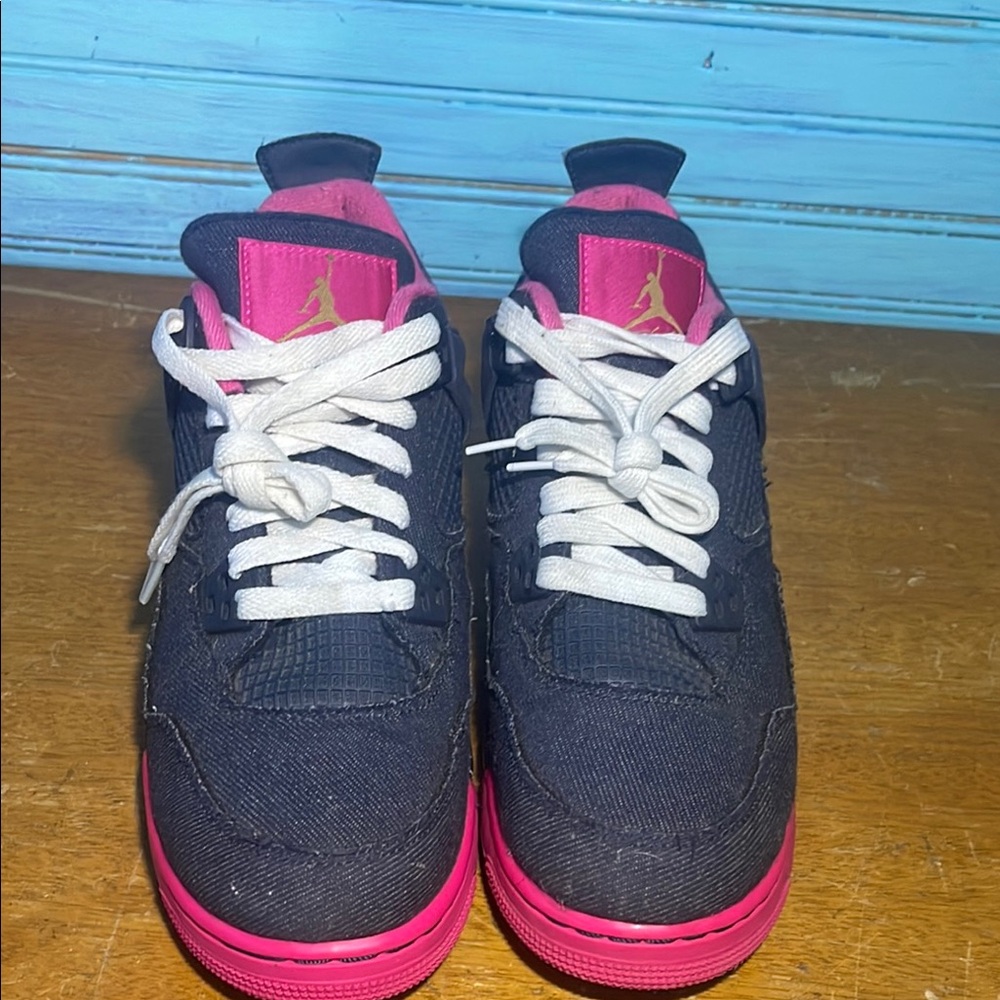 Jordan Kids Black and Pink Sneakers